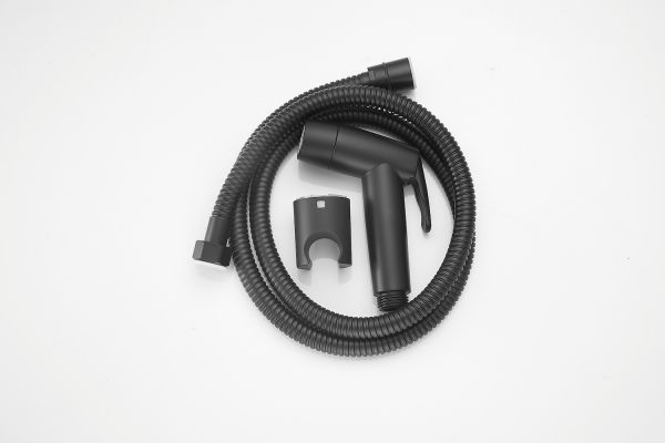 Комплект для гигиенического душа(шланг 1.2м) Raglo черный R460.50.06