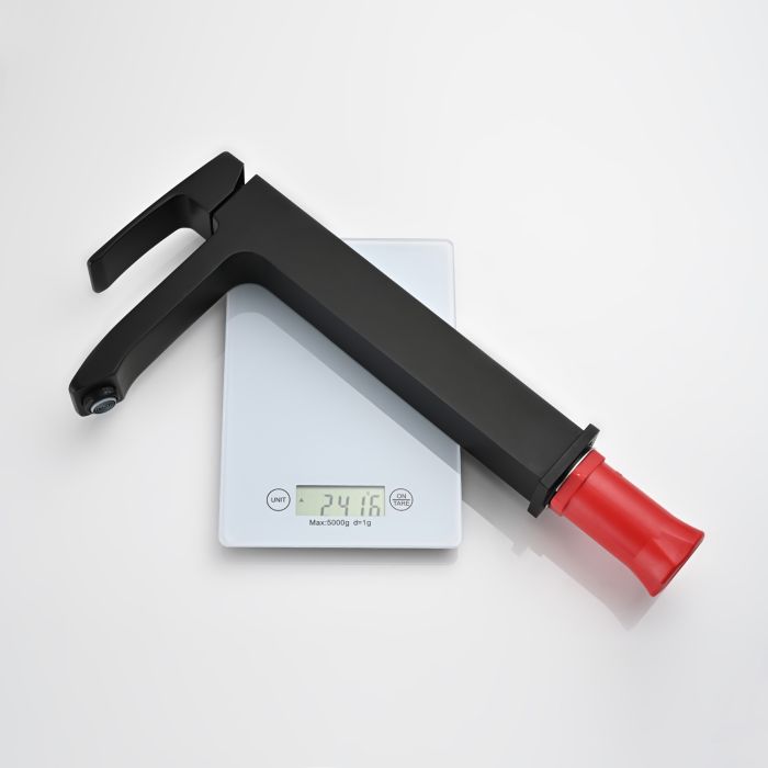 Смеситель для раковины высокий Raglo черный R01.15.06