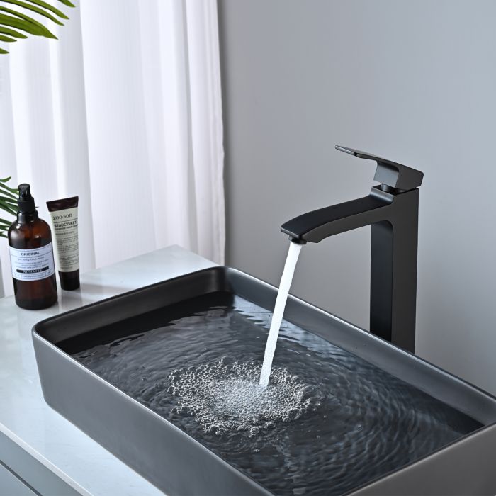 Смеситель для раковины высокий Raglo черный R01.15.06